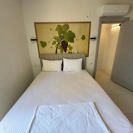 Otel Eski