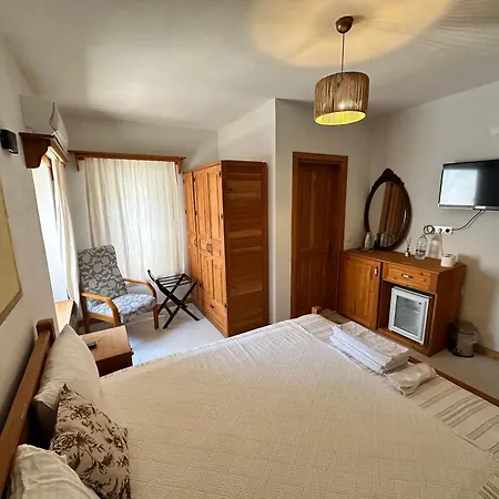Eski Otel Datça