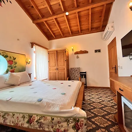 Hotell Eski 4*