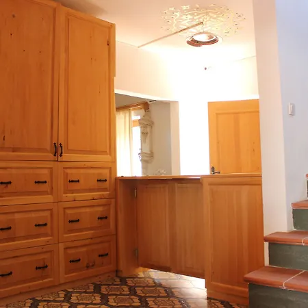 Otel Eski