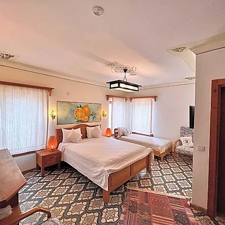 Eski Hotel