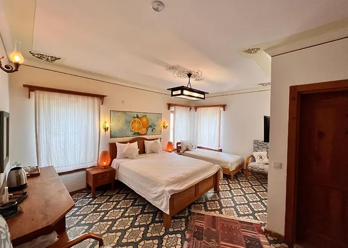 Eski Ξενοδοχείο