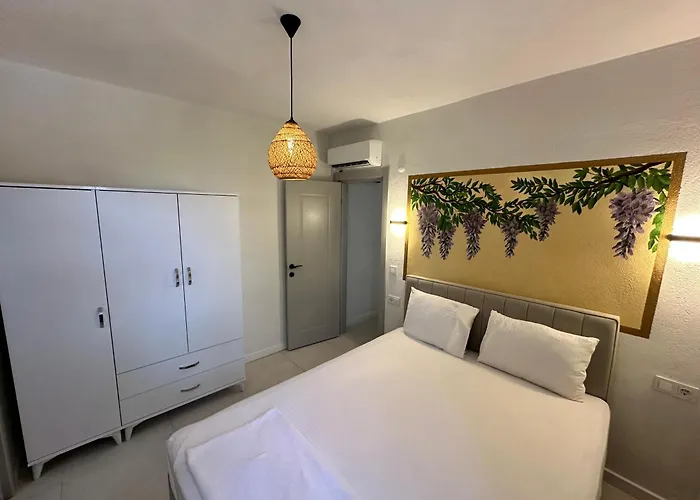 Eski Ξενοδοχείο Datca