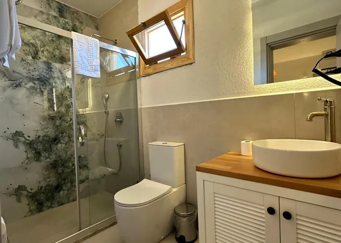 Eski Ξενοδοχείο 4*