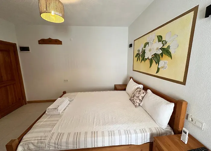 Ξενοδοχείο Eski 4*