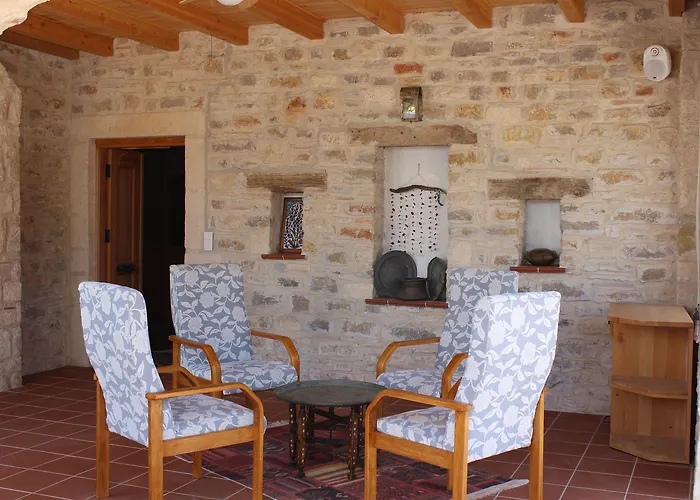 Ξενοδοχείο Eski 4*